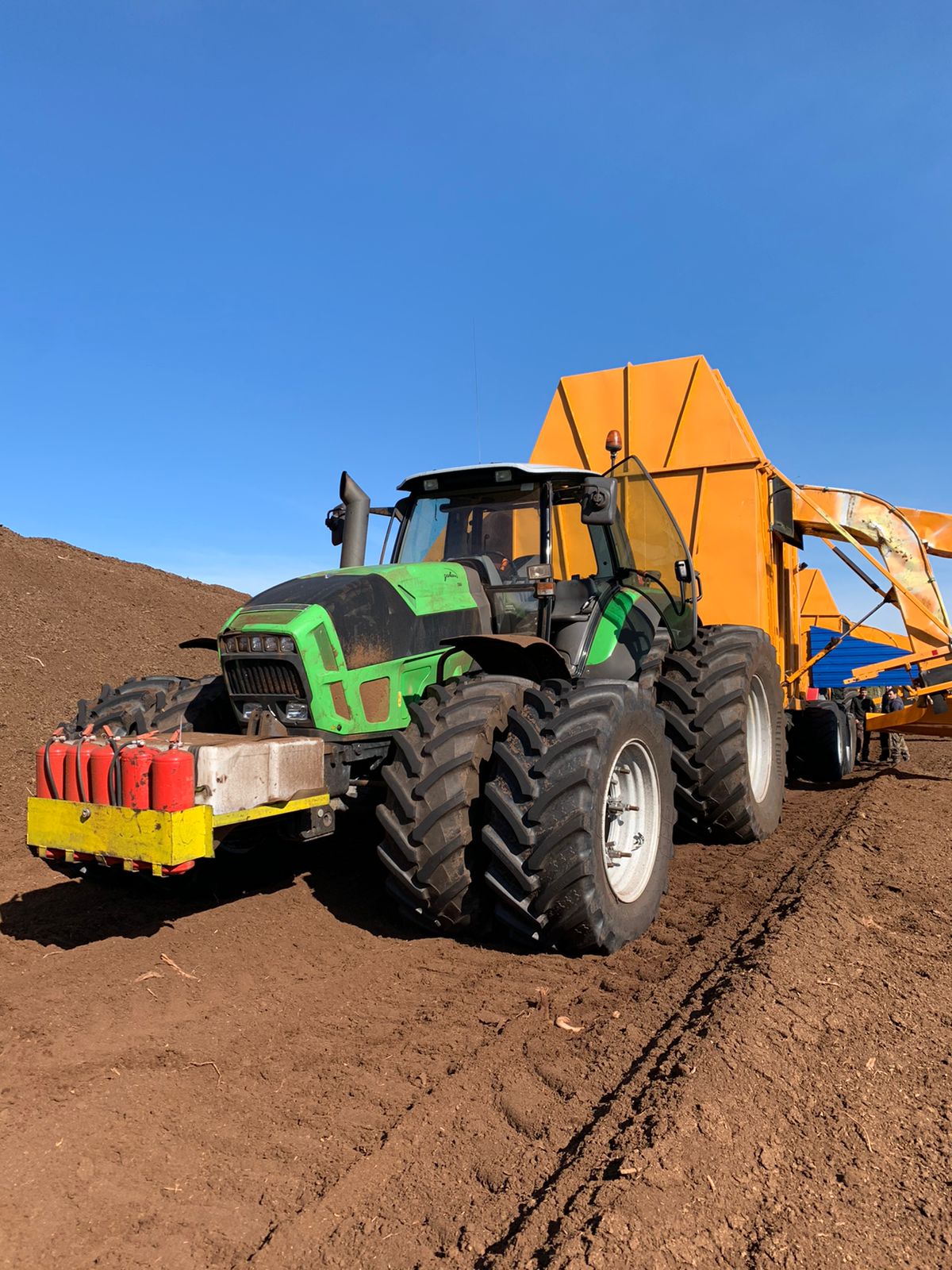 Добыча торфа